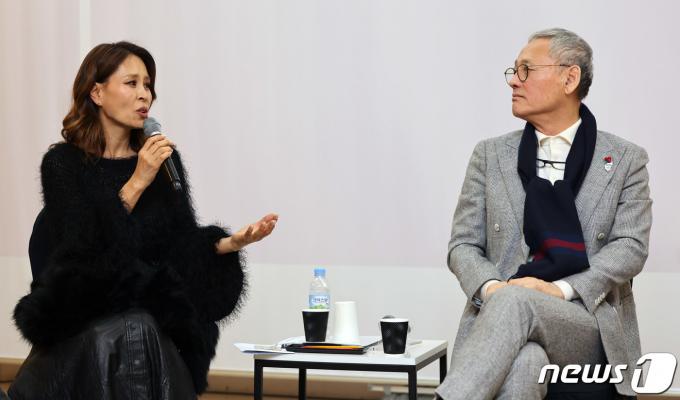 [사진] 유인촌 장관, 뮤지컬 분야 현장간담회