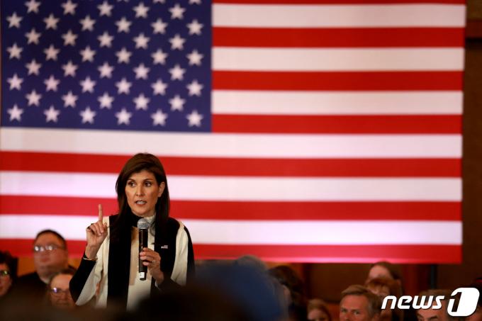 미국 공화당 대선 후보인 니키 헤일리 전 유엔 대사가 14일(현지시간) 아이오와주 에임스에서 유세에서 연설을 하고 있다. 2024.01.14. ⓒ AFP=뉴스1 ⓒ News1 김현 특파원