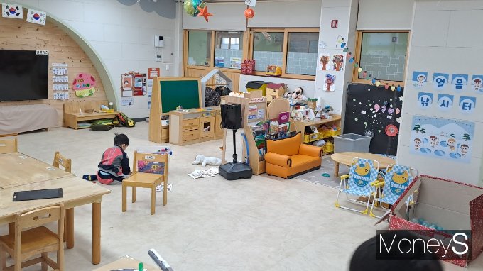 돌봄 수요 증가에 따라 고령 여성 취업률이 늘었다. 사진은 경북 칠곡군의 한 병설 유치원. /사진=박재이 기자