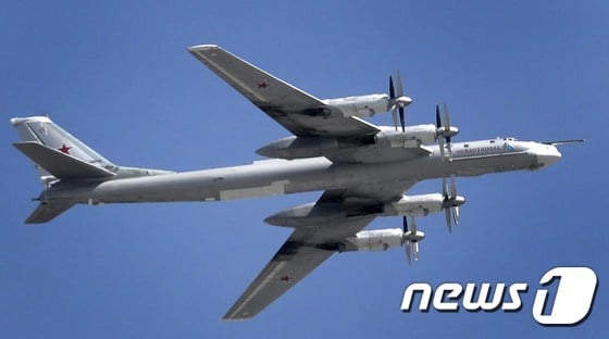 러시아 투폴레프(Tu)-95MS 장거리 전략폭격기.