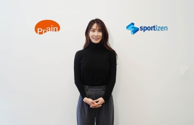 프로골퍼 김하늘이 프레인글로벌 스포티즌과 매니지먼트 계약을 했다. /사진= 프레인글로벌 스포티즌