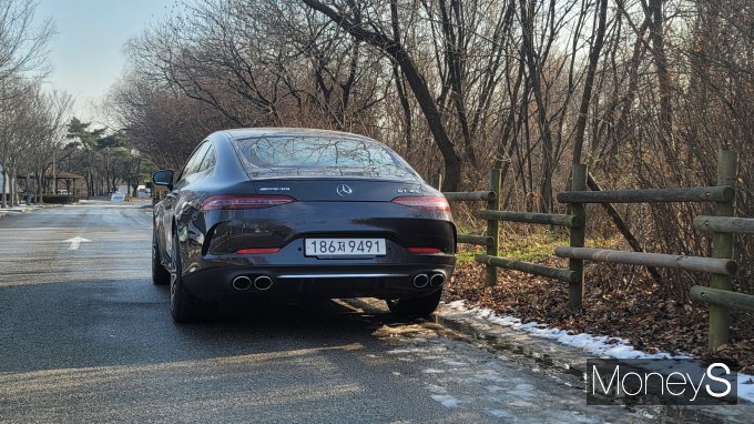 메르세데스-AMG GT 43 4MATIC+의 외모는 날렵한 느낌을 준다. /사진=김창성 기자