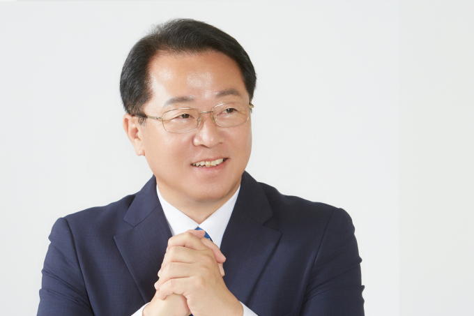 더불어민주당 문금주 예비후보가 오는 22일 고흥종합문하회관 운산송순섭실에서 제22대 국회의원 총선 고흥·보성·장흥·강진 지역구 출마를 공식적으로 선언한다. '문금주 예비후보'