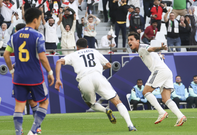 이라크가 19일 저녁(한국시각)에 열린 일본과의 아시안컵 조별리그 2차전에서 2-1로 승리했다. 사진은 이라크 아이멘 후세인(18번)이 선제골을 기록한 후 환호하는 모습. /사진=뉴시스