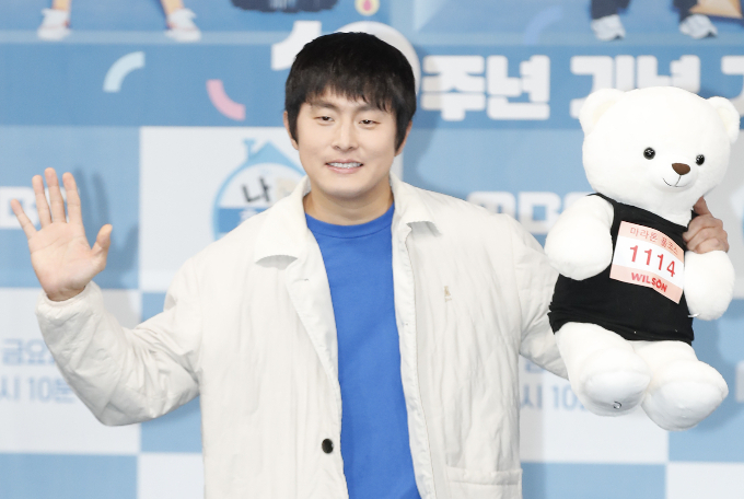 기안84가 MBC 연예대상 수상 뒤 근황을 공개했다. 사진은 지난해 12월 MBC 예능 프로그램 나 혼자 산다 10주년 기자 간담회에 참석한 기안84. /사진=뉴스1