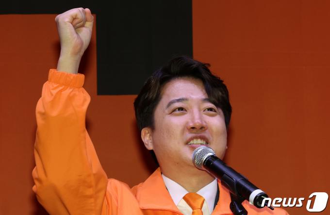 [사진] 개혁신당 대표 수락연설하는 이준석