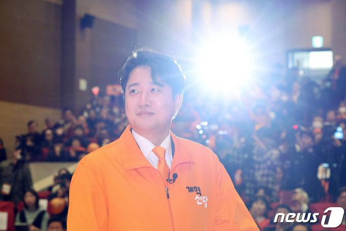 이준석 개혁신당 대표가 20일 오후 서울 여의도 국회의사당 의원회관에서 열린 개혁신당
