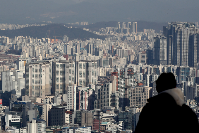 서울 남산에서 바라본 아파트 단지 모습./사진=뉴스1
