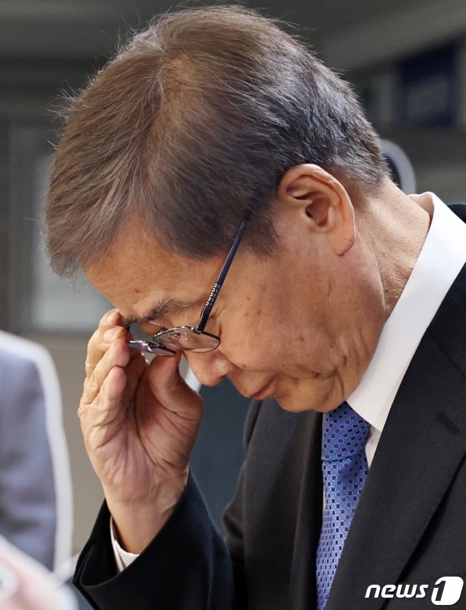 [사진] 임혁백 공관위원장 '공천 고심'