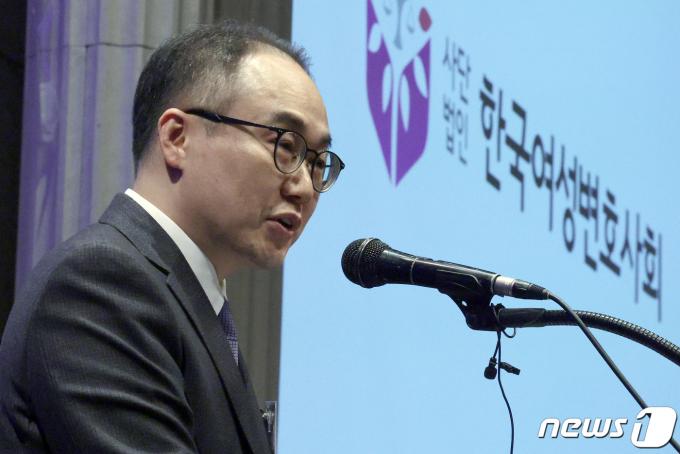 [사진] 신년회 축사하는 이원석 검찰총장