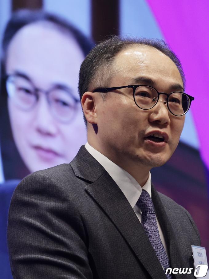 [사진] 이원석 총장, 한국여성변호사회 신년회 축사