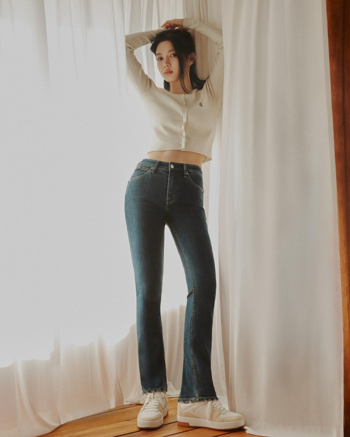 사진=김유정 인스타그램/ 캘빈클라인