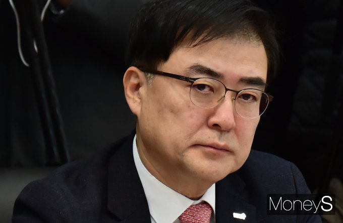 [머니S포토] KRX 손병두 