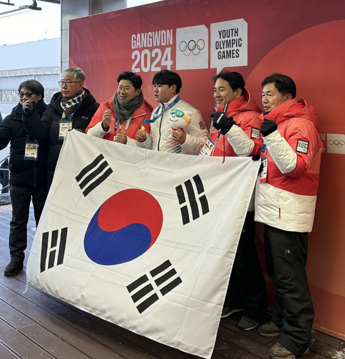  안성시 미양면 고지리 보촌마을 출생의 소재환 선수가 2024 강원 동계청소년올림픽(강원특별자치도 평창군)에서 금메달을 획득했다. / 사진제공=안성시