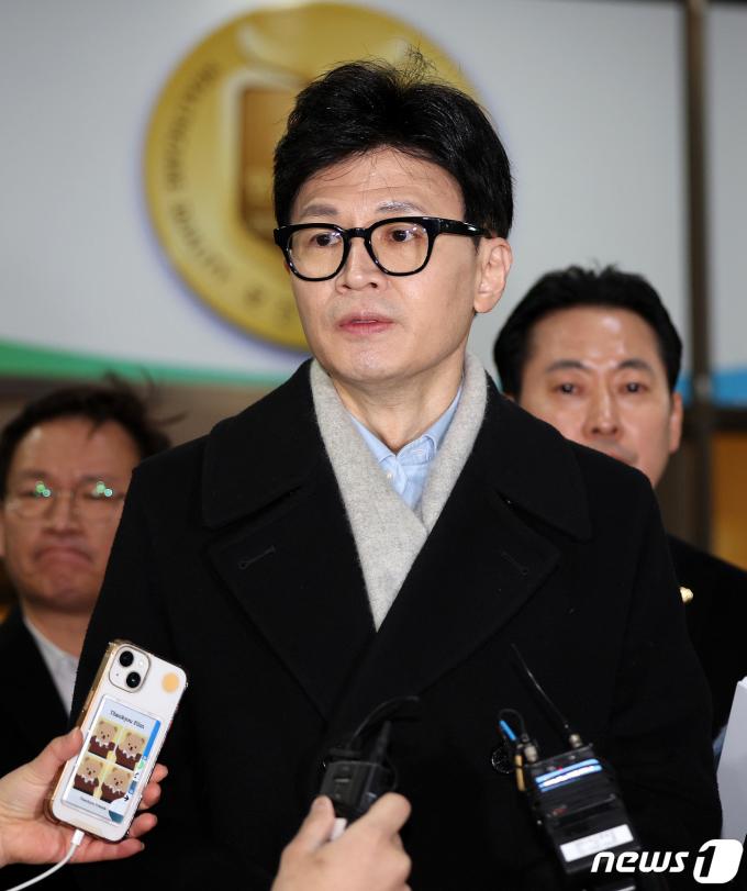 [사진] 배현진 의원 만난 한동훈 비대위원장