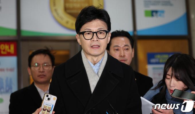 [뉴스1 PICK]배현진 의원, 15세 중학생 괴한에 둔기 피습