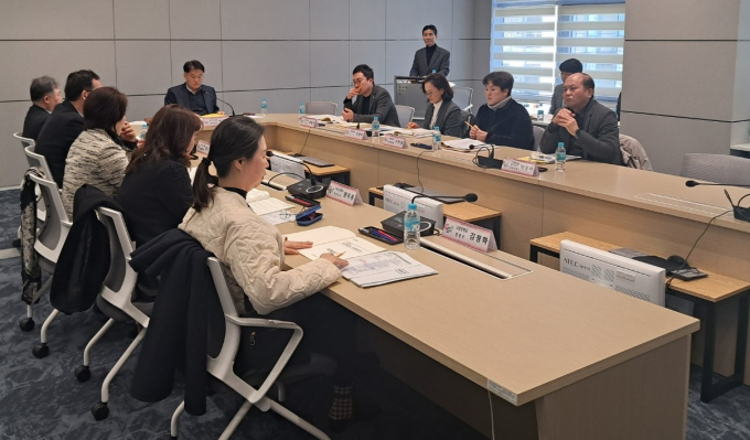 25일 열린 경기도학교급식위원회 모습. / 사진제공=경기도교육청
