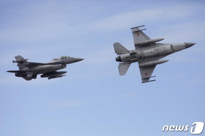 F-16 전투기. (사진은 기사 내용과 무관함) / 뉴스1 ⓒ News1  ⓒ 로이터=뉴스1 ⓒ News1 이종덕 기자