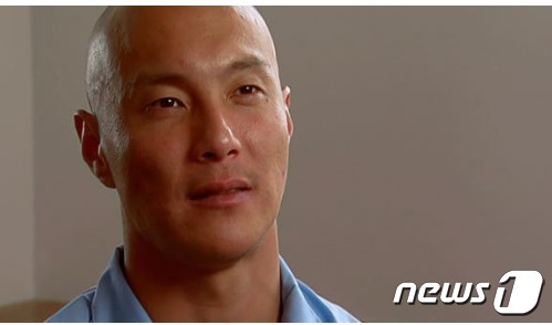징역 100년형을 선고받았던 재미교포 앤드류 서가 교민들의 사면청원 등에 힘입어 지난 26일(현지시간) 30년만에 조기석방됐다.(사진=다큐멘터리 '서의 집' 갈무리) ⓒ 뉴스1