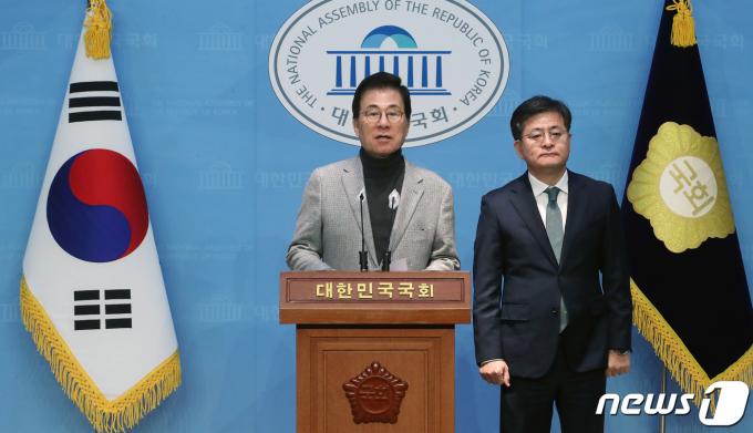 [사진] 미래대연합·새로운미래 공동창당 합의사항 발표 기자회견
