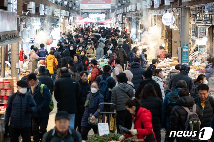 [사진] 전통시장 '설 대목 특수'