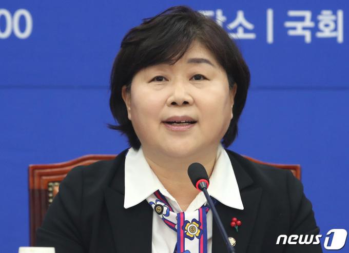 [사진] 발언하는 서영교 위원장