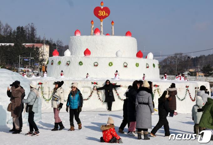 [사진] 대관령 눈꽃축제, 관광객으로 북적