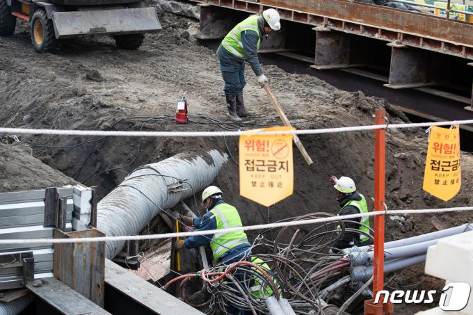 [사진] 중대재해법, 27일부터 결국 확대시행 '여야 이견 좁힐까'