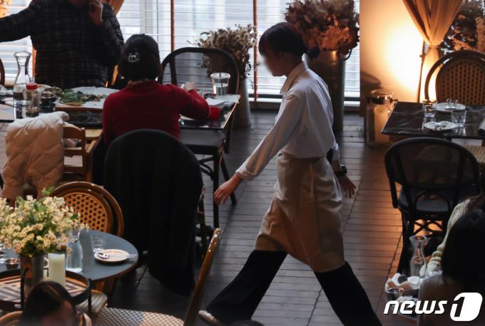 [사진] 직원 5명이상 식당도  ‘중대재해처벌법’ 적용