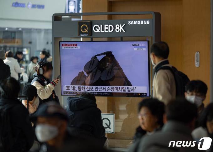 [사진] 北, 나흘 만에 또 순항미사일 발사