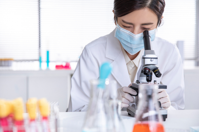 식품업계가 신성장동력 확보를 위해 가파른 성장세를 보이고 있는 바이오산업에 진출하고 있다. 사진은 기사와 직접적인 관련 없음. /사진=이미지투데이