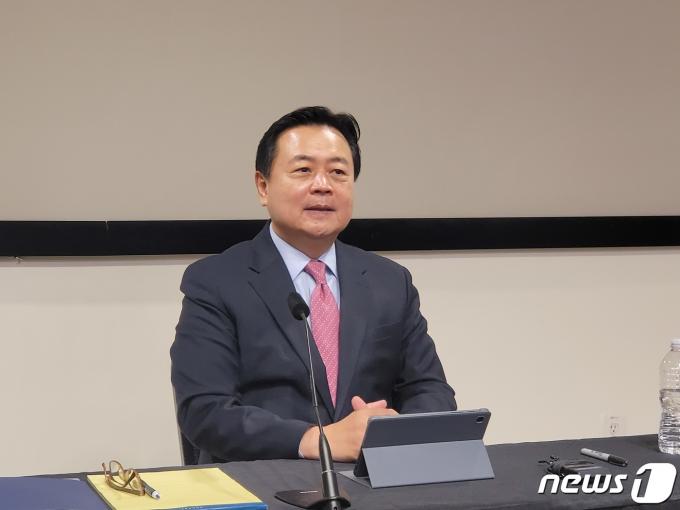 조현동 주미대사가 30일(현지시간) 워싱턴DC 한국문화원에서 특파원간담회를 갖고 있다. 2024.01.30. ⓒ News1 김현 특파원