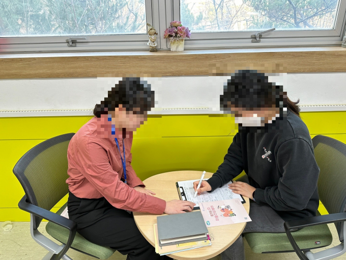 정신질환 관련 상담. / 사진제공=경기도