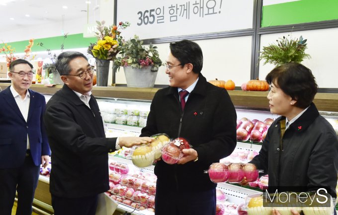 [머니S픽] 정부, 대명절 앞두고 '설 성수품' 수급 상황 현장점검