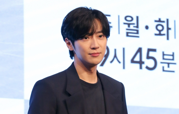 배우 이상엽이 오는 3월 '품절남' 대열에 합류한다. 사진은 지난해 8월 서울 구로구 더세인트에서 열린 KBS2TV 새 월화드라마 '순정복서' 제작발표회에 참석한 배우 이상엽. /사진=뉴스1