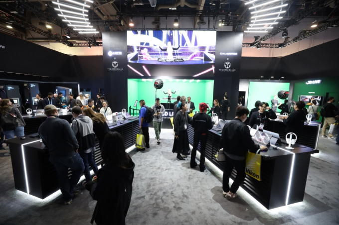 미국 라스베이거스에서 열린 ‘CES 2024’ 롯데정보통신 부스.  / 사진=롯데정보통신