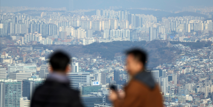 서울 남산에서 바라본 아파트단지 모습./사진=뉴스1
