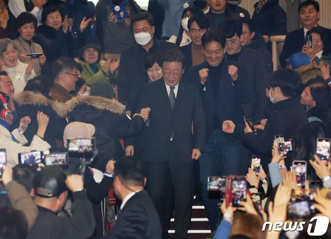 [사진] 이재명 대표, 더불어민주당 콘서트 '사람과 미래' 출정식