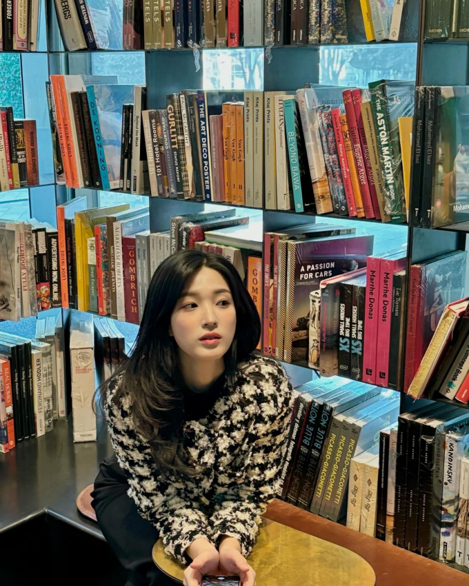 사진=율희 인스타그램