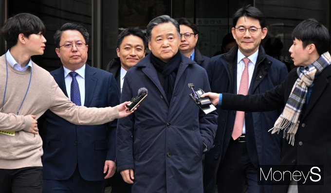 [머니S픽] '주식 저가매도 의혹' SPC 허영인, 1심 재판부 무죄 선고