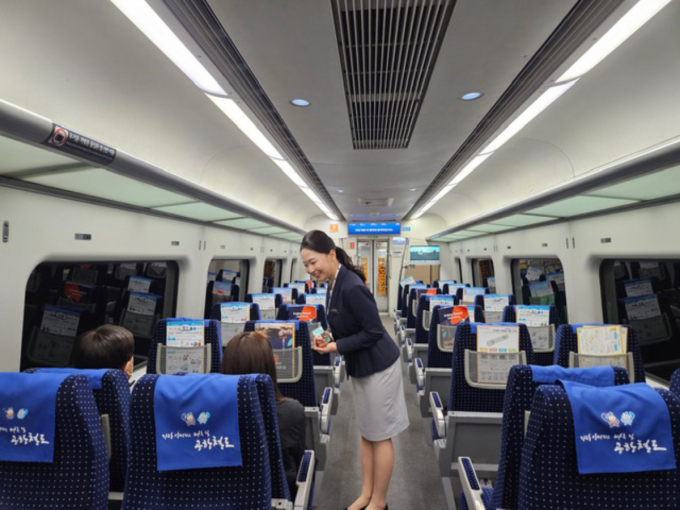 공항철도가 설 연휴 동안 공항 이용객 교통편의를 위해 새벽 임시열차 투입과 막차시간을 연장 운행한다. /사진=공항철도