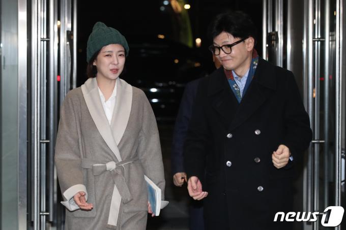 [사진] 설날맞이 희망콘서트 참석하는 한동훈·배현진