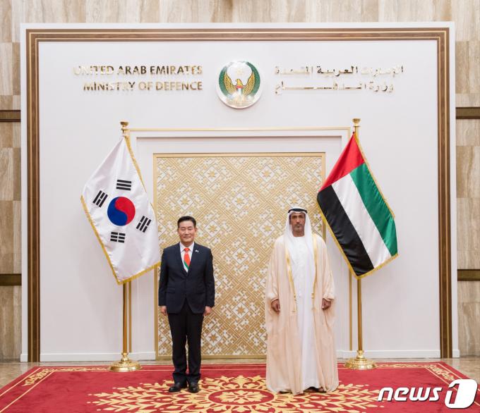[사진] 신원식 국방장관, UAE 국방부 방문