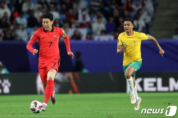 [사진] 돌파하는 손흥민