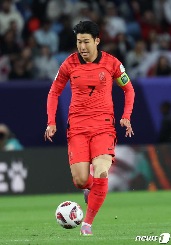 [사진] 손흥민의 질주