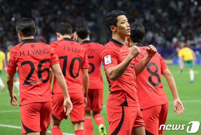 [사진] 주먹 불끈 쥔 황소