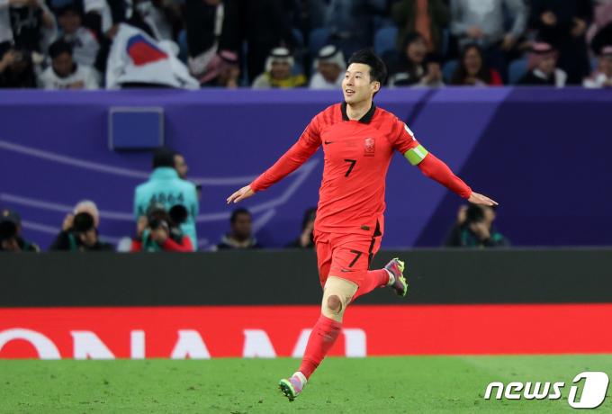 [사진] 손흥민, 해결사