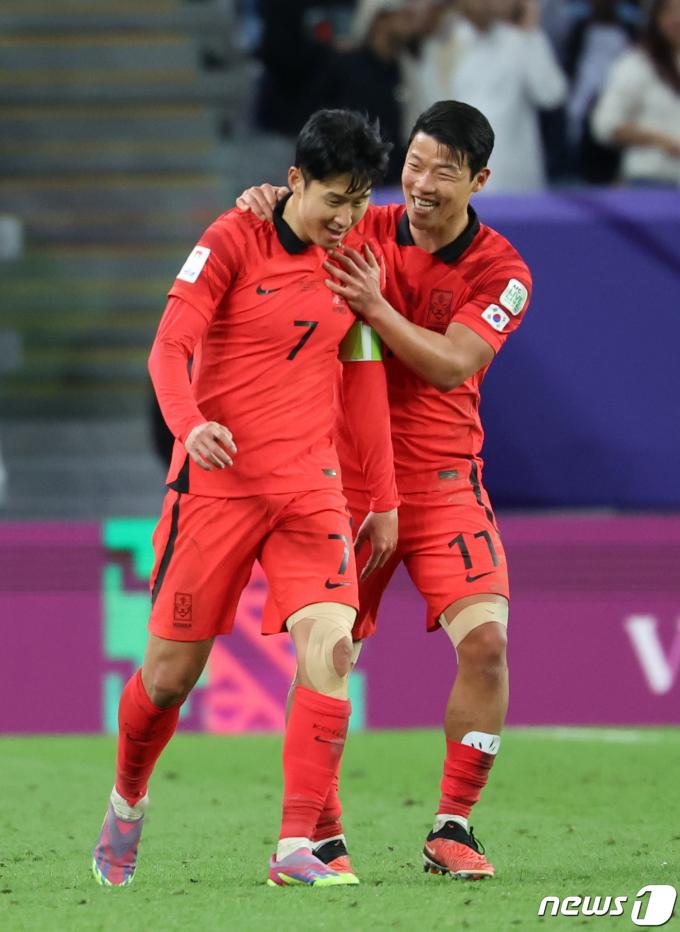 [사진] 손흥민·황희찬, 우리가 해결사