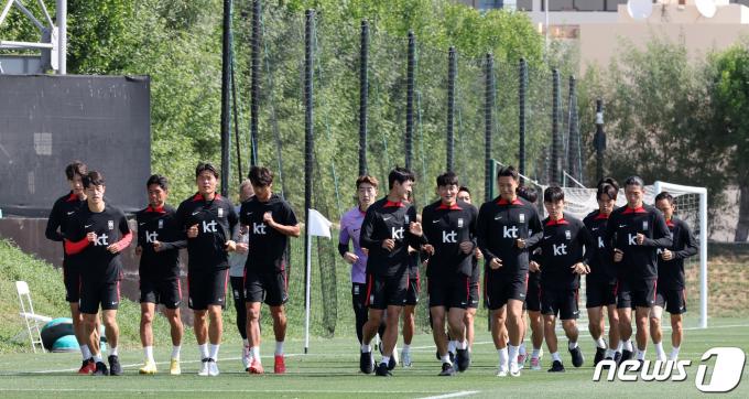 [사진] 회복 훈련하는 축구대표팀