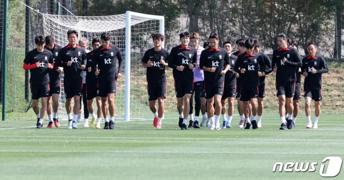 [사진] 회복 훈련하는 축구대표팀